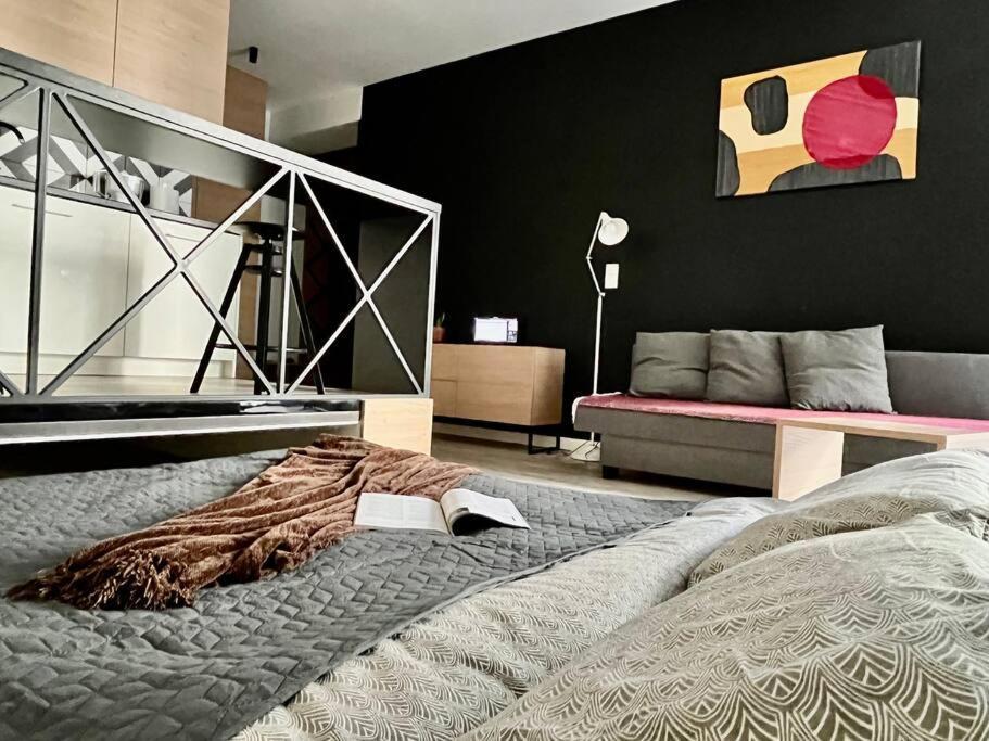 Smart Apartment Ogrodowa วอร์ซอ ภายนอก รูปภาพ